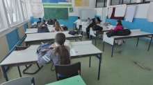 Objavljen školski kalendar za 2026/2027 godinu: Ovo su ključni datumi za učenike - đaci će imati 5 raspusta