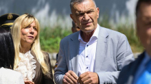Nediljko Dujić o kćerinom tipkanju na suđenju: 'Očigledno se vodi rat protiv naše obitelji'