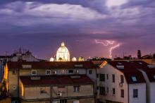 Kišni oblaci stižu u Srbiju, kreću se prema Beogradu: Evo kako će se nevreme kretati iz sata u sat (FOTO)