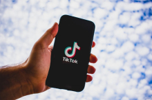 TikTok uvaja nastavitve v primeru smrti