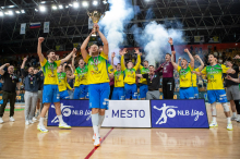 Vloge letos obrnjene: Celje brani, Slovan pa napada rokometni vrh
