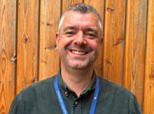 I've seen countless people try to get a loved one with cocaine and alcohol issues into rehab...but it can go so very wrong. This is the right way to stage an intervention - and what you should never say: NICK DUNKLEY