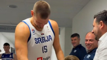 Scena koja je oduševila celu Srbiju: Jokić se sreo sa sinom preminulog Edina Avdića! Kakvu je poruku dobio kapiten 