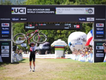 Sina Frei svetovna prvakinja v olimpijskem krosu, Vita Movrin 22.