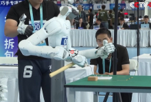 Svetovne igre humanoidnih robotov: rekordi in spektakularne nesreče