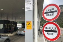 Čačanin se iz Grčke vraćao s dvoje dece, pa proživeo pakao! Zamka u Makedoniji ga koštala 7 sati čekanja, a dobio i kaznu od 1.500€