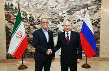 Pezeškijan s Putinom: Moskva in Teheran se lahko skupaj upreta ameriškemu unilateralizmu