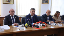 Što mislite, piju li Plenki i ministri u Lici s izvora vodu?