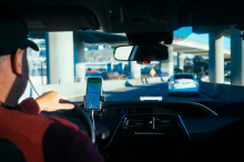 Uber bo odpustil 3.300 zaposlenih in skoraj v celoti ukinil delo na daljavo