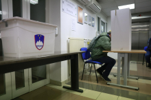 Kakšne posledice bi lahko imelo morebitno zadržanje zakona o lokalnih volitvah?