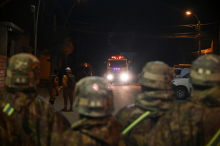 V eksploziji v bolivijski vojašnici umrlo najmanj 10 ljudi, več deset ranjenih