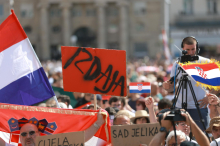 Množični protest v Zagrebu: 