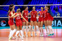 Turkinje brez izgubljenega niza proti Srbiji v veliki finale