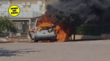 VIDEO Vatrena buktinja 'progutala' auto u Vodicama