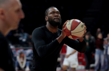 Efes savladao Šakotinog AEK-a – blistao bivši centar Partizana