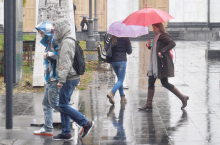 STIŽE VREMENSKI PREOKRET, LETNJI PAKAO BROJI POSLEDNJE DANE! Meteorolog najavio potop i PAD temperature za 21 stepen: Evo kada ulazimo u pravu jesen! (MAPE)