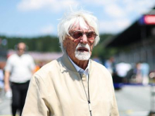 Bernie Ecclestone pridržan na letališču na Portugalskem