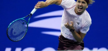 US Open: Alexander Zverev zieht ins Viertelfinale ein – und mit Boris Becker gleich