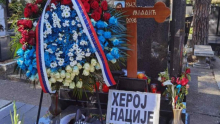 DAN NAKON SAHRANE: Veličanstveni prizori sa groba generala Mladića na Topčideru (VIDEO)
