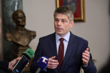 OGOLJENO LICEMERJE: Gujon: Kažu da nemačku oblast ne mogu da vode neiskusni političari, ali su za Srbiju dobri ljudi koji su u politici pre godinu dana!