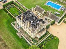 Owners of £8million Cotswolds manor 'devastated' after huge blaze rips through historic building a year after they bought it