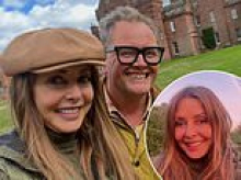 Vorders... in the Borders! Carol Vorderman visits Alan Carr in his new castle