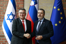 Kajzer: Čas je za krepitev sodelovanja z Izraelom. Sar: Odprtje veleposlaništva je zgodovinski dan.