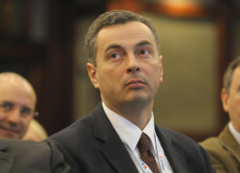 UNIŠTAVAO DINAR RADEĆI ZA LOBIJE, UZ SRAMNO OPRAVDANJE Ovako je bilo u Srbiji dok je Šoškić bio guverner: Blokaderi bi da vrate dželata srspke privrede