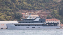 FOTO I DALJE JE TU Luksuzna jahta osnivača WhatsAppa usidrena je u Dubrovniku