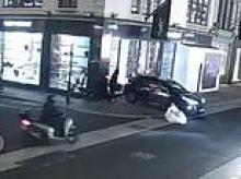 Moment ram raid gang smash their way into Yves Saint Laurent before stealing £30,000 worth of luxury handbags in nighttime raid on London's Bond Street  