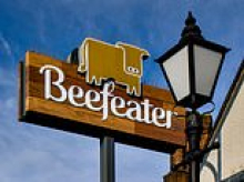 Farewell to Beefeater, the 1970s chain that introduced us to orange juice as a starter! Nostalgia alone wasn't enough to save you... so what went wrong at the once iconic family fave?