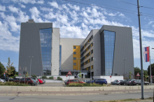 UKC NIŠ ZAPOŠLJAVA 62 ZDRAVSTVENA RADNIKA! Najviše mesta za medicinske sestre i tehničare, evo ko sve može da konkuriše