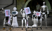 VIDEO Nadrealno: Roboti prosvjedovali protiv AI-a, traže zaštitu ljudskih radnih mjesta