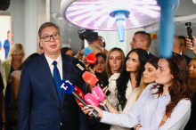 DRŽAVA DANAS IZDVAJA 94 PUTA VIŠE NOVCA ZA RETKE BOLESTI NEGO PRE 13 GODINA! Vučić otkrio koliko je uloženo u zdravstvo i šta je sve urađeno