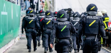 Fußball: DFB gibt Kosten für Polizeieinsätze an Vereine weiter