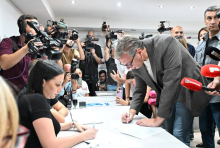 ZA SAMO TRI SATA 170.000 LJUDI STALO UZ LISTU 