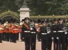 How Queen Elizabeth II broke royal protocol after 9/11 and moved a grieving America by playing the Star-Spangled Banner outside Buckingham Palace