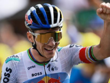 Evenepoel slavil v izjemni konkurenci, odstop Slovenca
