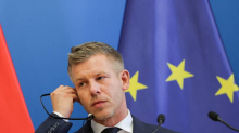 Magyar je najavio ukidanje ograničenja o posvajanju djece za istospolne parove