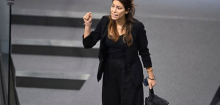 Cansin Köktürk: Linken-Abgeordnete muss wegen Zwischenrufen im Bundestag 2000 Euro zahlen