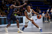 Pune tribine, spektakl na Kalemegdanu: Igra Partizan