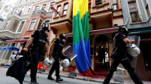 Turska u velikoj akciji protiv  LGBTQ+ grupa, uhitili 47 ljudi