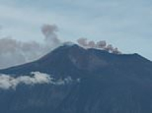 Italian international airport shuts down after Mount Etna starts spewing volcanic ash