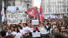 FOTO Studenti predaju listu u Beogradu u ogromnoj povorci