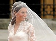 ALEXANDRA SHULMAN: The day I was summoned to Clarence House to advise Kate on her wedding dress... and how I helped her pick even though I looked a fright on my own big day