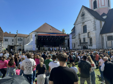 Mladi od 15. do 29. leta so najbolj religiozna skupina v Sloveniji, prevladujejo fantje
