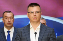 PARANDILOVIĆ NE IZLAZI NA IZBORE! Potpuni raspad u redovima opozicije: Pokušaće da ubedi i Aleksića i Ćutu da se i oni povuku?!
