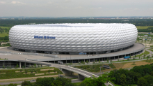 Finale Lige prvakov bo leta 2027 v Münchnu, leta 2028 pa v Barceloni