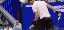 Alexander Zverev: Boris Becker fordert neue Regel wegen Balltippen