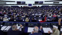 Emissioni, il Parlamento Ue vota per il rafforzamento della carbon tax. Sì all’Ets2